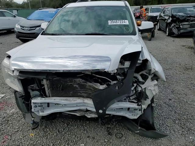 2010 GMC Terrain - Image 11