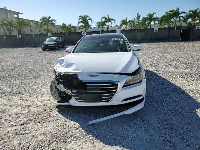 2015 Hyundai Genesis 3.8L VIN: KMHGN4JE1FU030106 Lot: 40697454