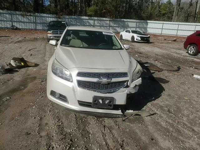 2013 Chevrolet Malibu - Image 13