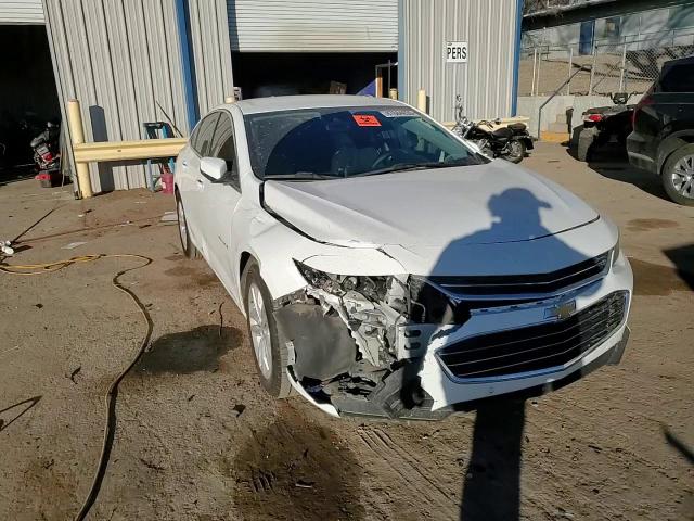 2017 Chevrolet Malibu - Image 11
