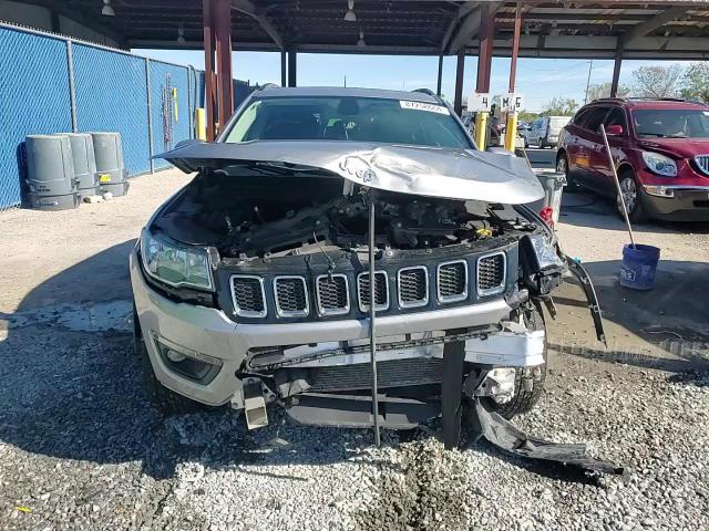 2020 Jeep Compass - Image 15