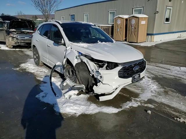2023 Ford Escape - Image 12