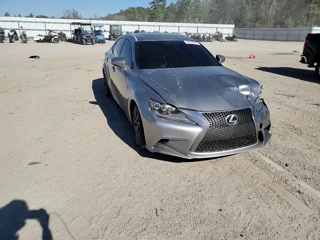 2015 Lexus IS - Image 10