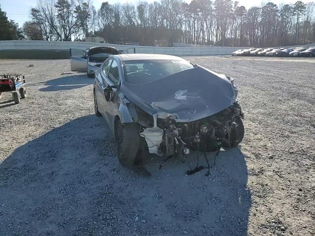 2014 Hyundai Elantra - Image 11