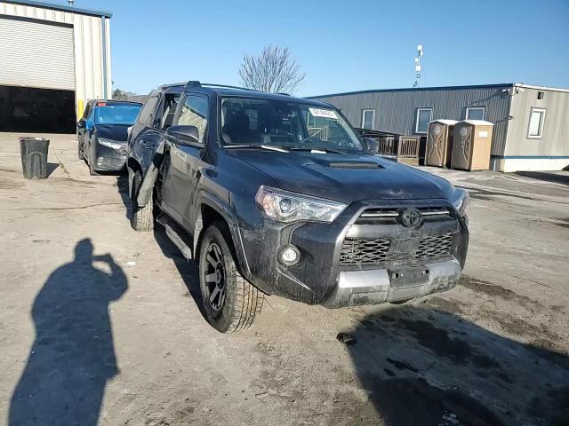 2021 Toyota 4Runner - Image 11