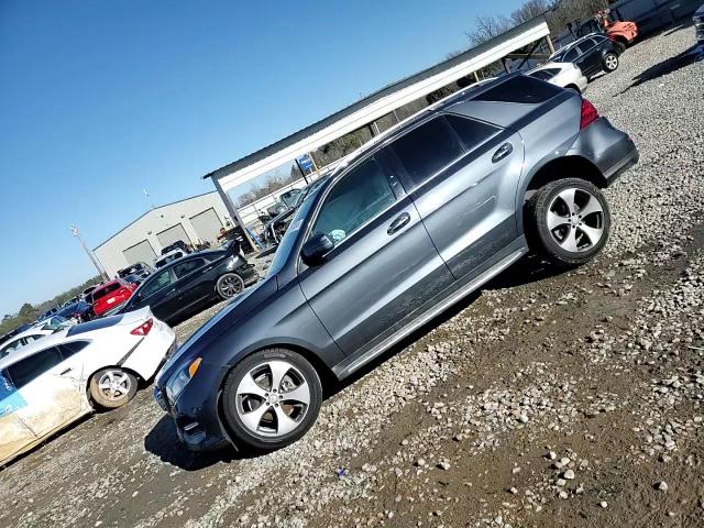 2016 Mercedes-Benz GLE - Image 12