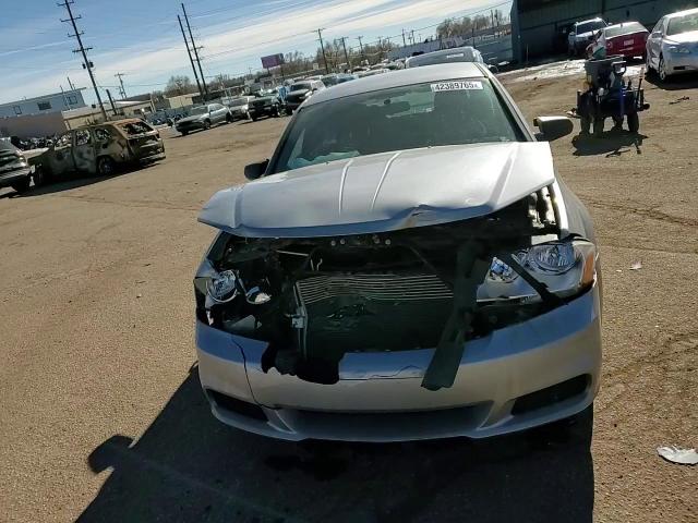 2014 Dodge Avenger - Image 10