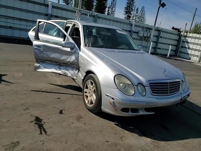 2005 Mercedes-Benz E-klasse - Image 11