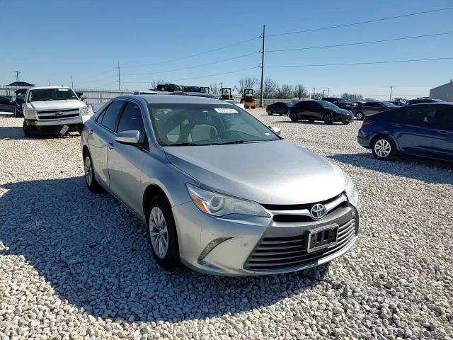 2017 Toyota Camry - Image 11