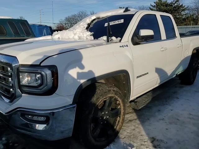 2018 GMC Sierra - Image 11