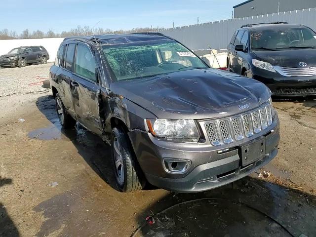 2016 Jeep Compass - Image 15