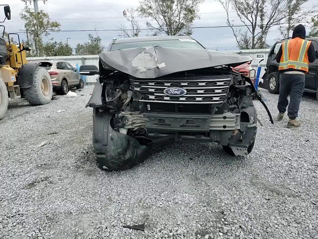 2016 Ford Explorer - Image 12
