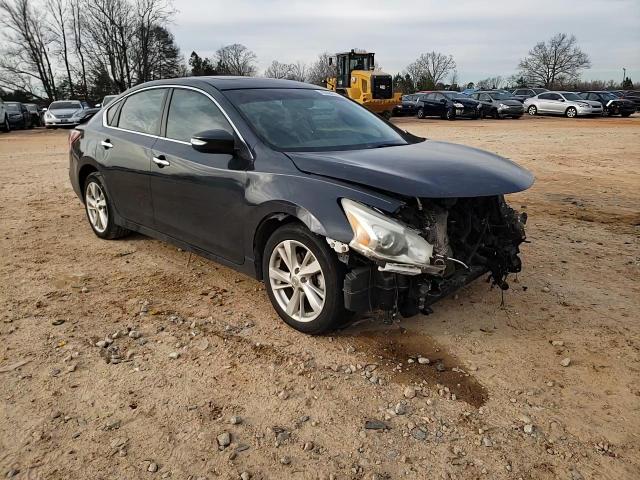 2013 Nissan Altima - Image 11