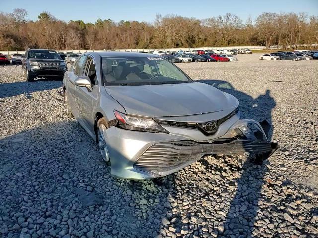 2019 Toyota Camry - Image 14