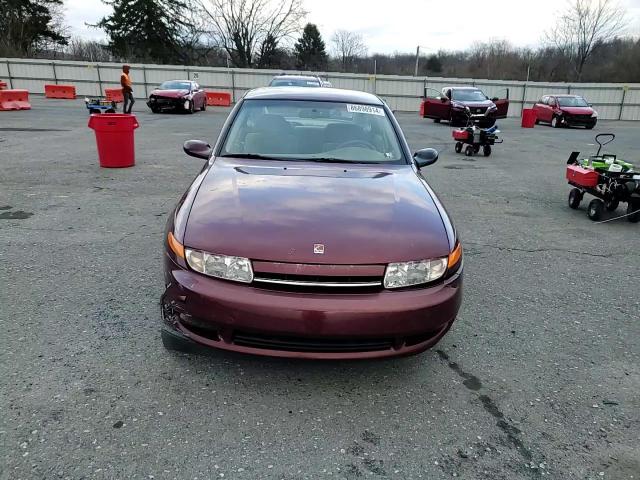 2002 Saturn LW - Image 11
