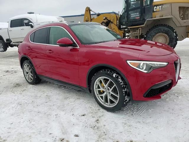 2019 Alfa Romeo Stelvio - Image 14