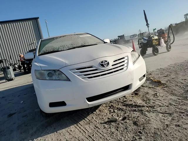 2009 Toyota Camry - Image 11