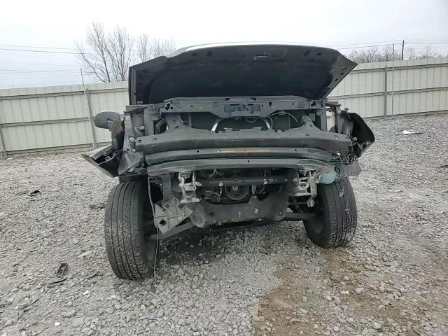 2011 GMC Yukon - Image 12