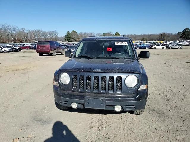 2014 Jeep Liberty (Patriot) - Image 11