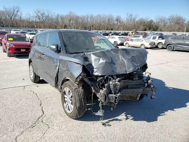 2021 Kia Soul - Image 12