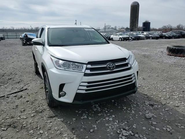 2018 Toyota Highlander - Image 12