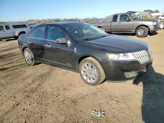 2012 Lincoln MKZ - Image 11