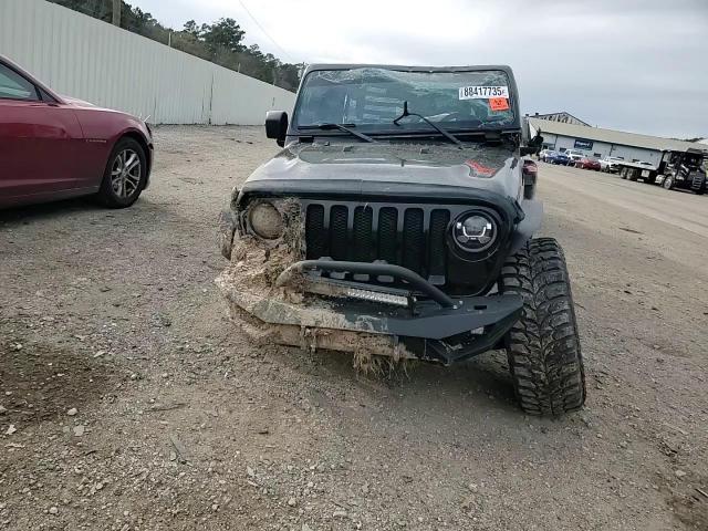 2018 Jeep Wrangler - Image 11