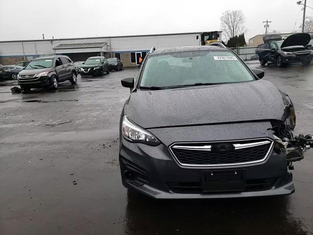 2019 Subaru Impreza - Image 10