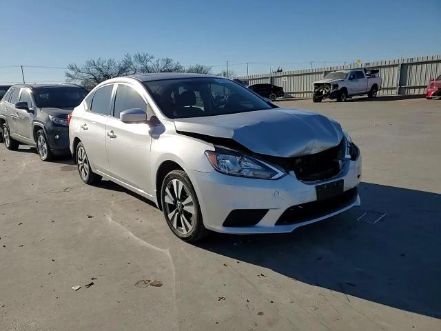 2019 Nissan Sentra - Image 11