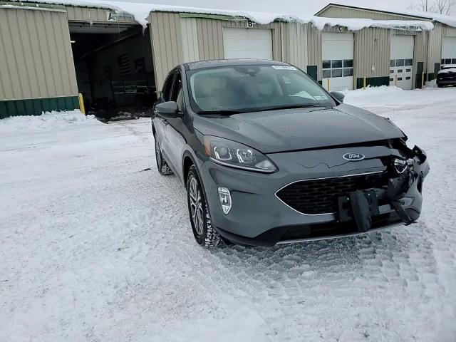 2022 Ford Escape - Image 14