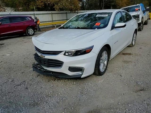 2017 Chevrolet Malibu - Image 10