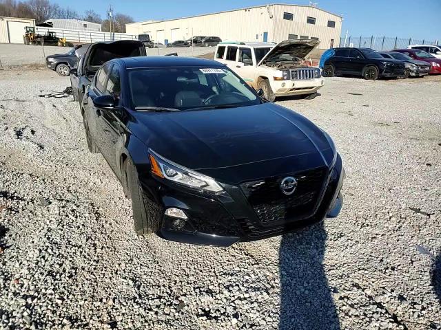 2022 Nissan Altima - Image 10