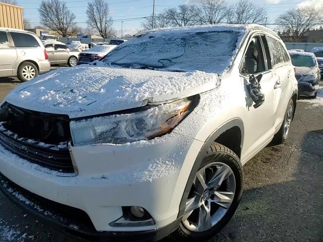 2014 Toyota Highlander - Image 12
