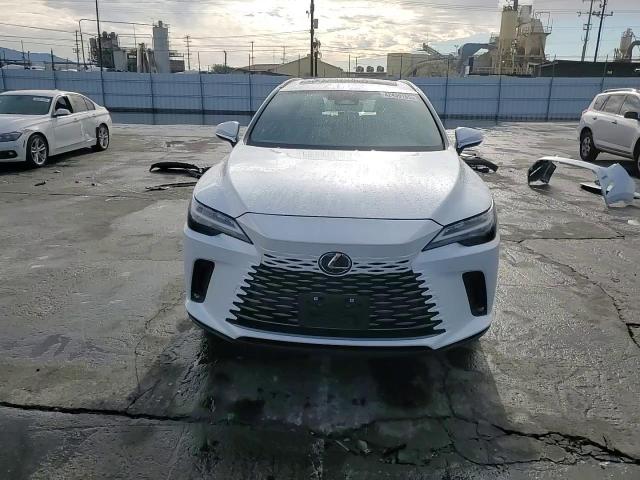 2023 Lexus RX - Image 12