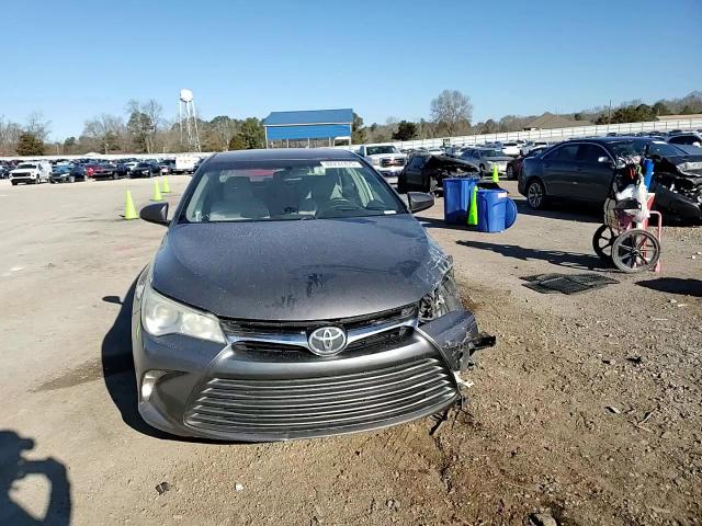 2017 Toyota Camry - Image 11