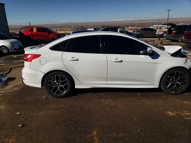 2015 Ford Focus - Image 13