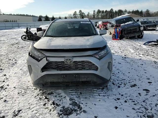 2019 Toyota RAV 4 - Image 12