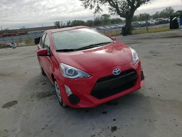 2016 Toyota Prius - Image 11