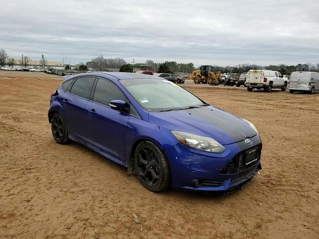 2014 Ford Focus - Image 11