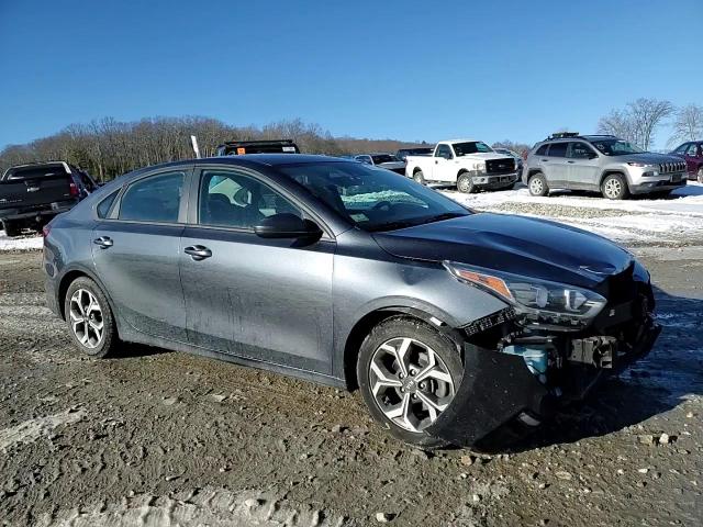 2020 Kia Forte - Image 11