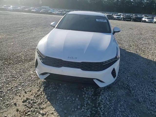 2022 Kia K5 - Image 11