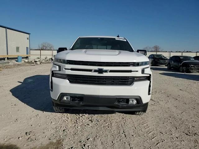 2021 Chevrolet Silverado - Image 11