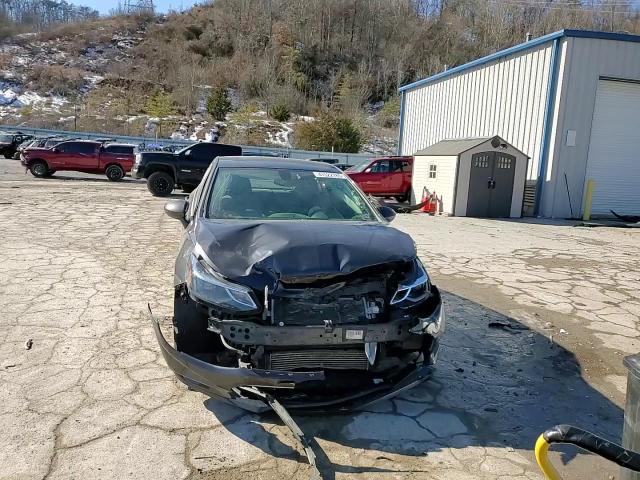 2016 Chevrolet Cruze - Image 11