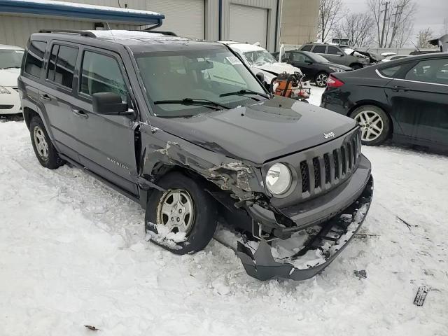 2016 Jeep Liberty (Patriot) - Image 14