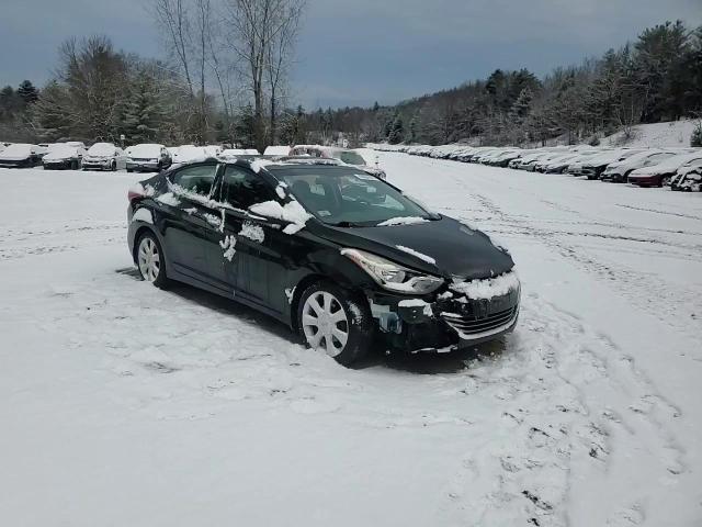 2013 Hyundai Elantra - Image 11