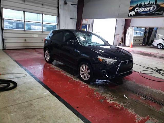 2013 Mitsubishi Outlander - Image 14