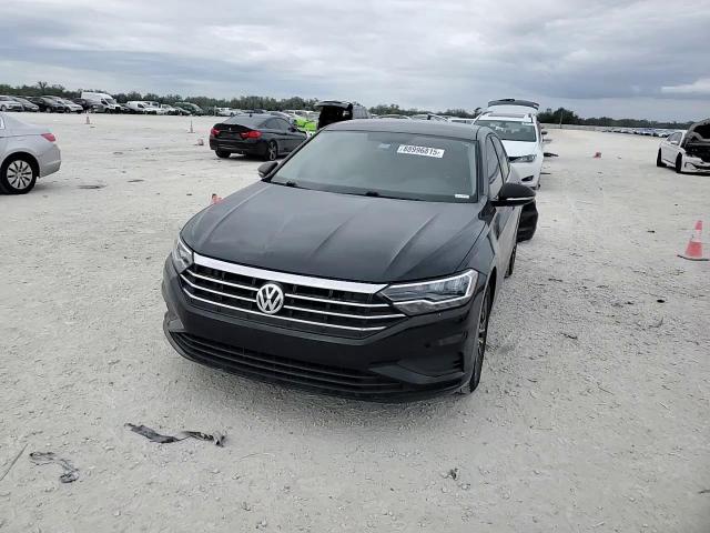2019 Volkswagen Jetta - Image 11