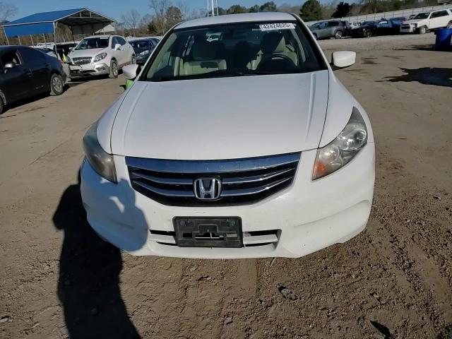 2012 Honda Accord - Image 11
