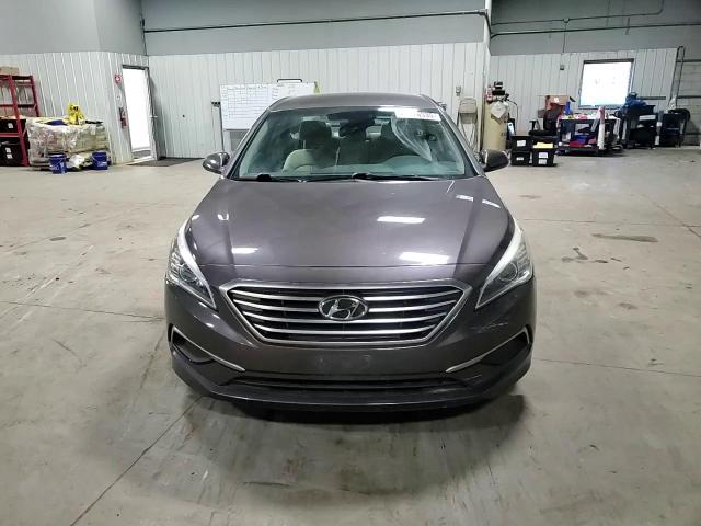 2016 Hyundai Sonata - Image 11