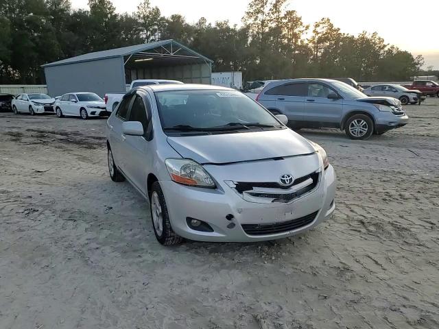 2008 Toyota Yaris - Image 13